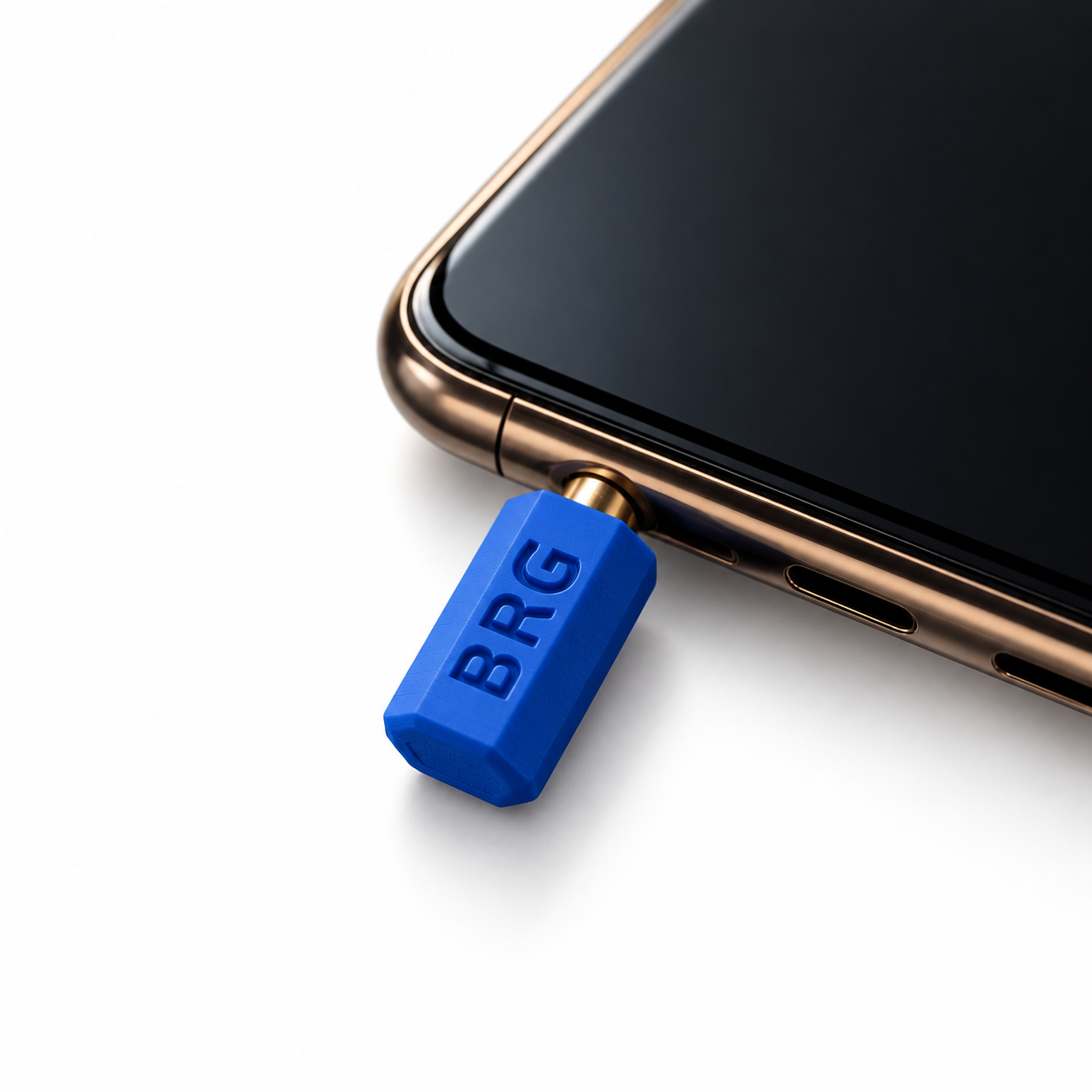 Синий излучатель BRG с золотым штекером 3.5 мм, подключённый к смартфону